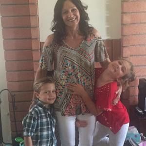 Meet your Posher, Dena